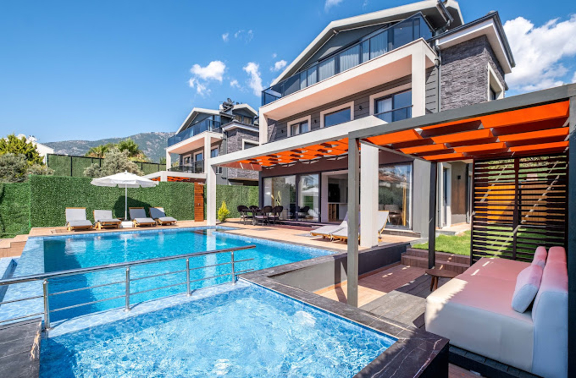 A Villa Made for Holiday Living 1034