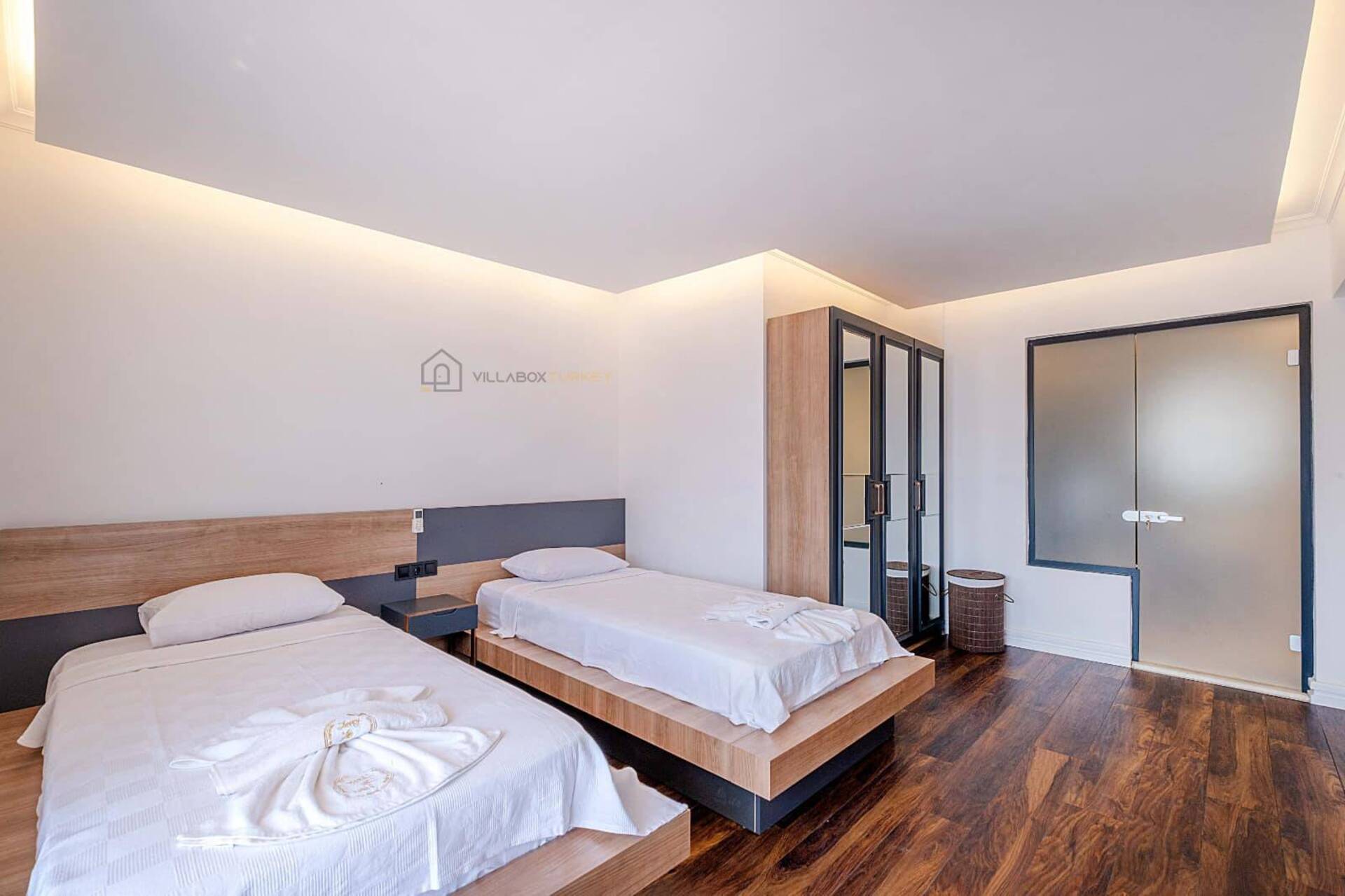 Your Own Space to Enjoy the Summer 1035