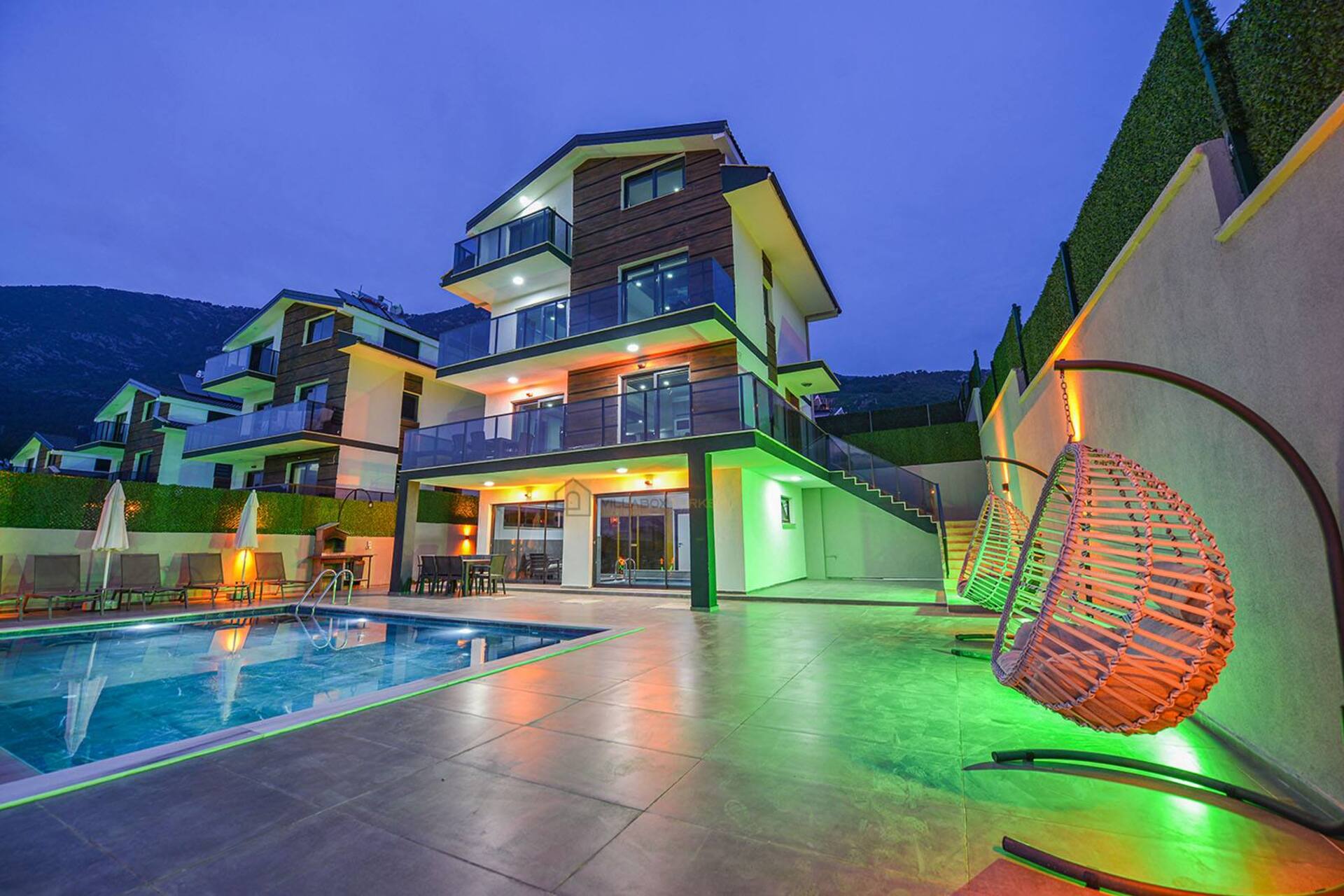 A Home Where Holiday Life Feels Easy 1043