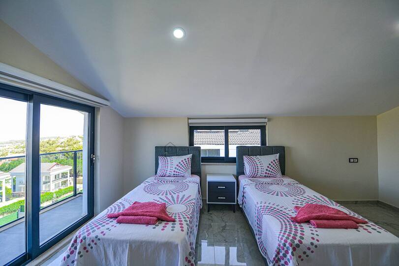 A Home Where Holiday Life Feels Easy 1043
