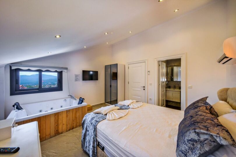 Your Villa for Slow, Easy Getaways 1049