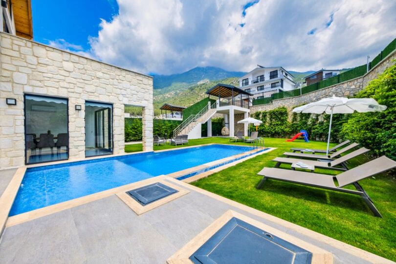 Your Villa for Slow, Easy Getaways 1049