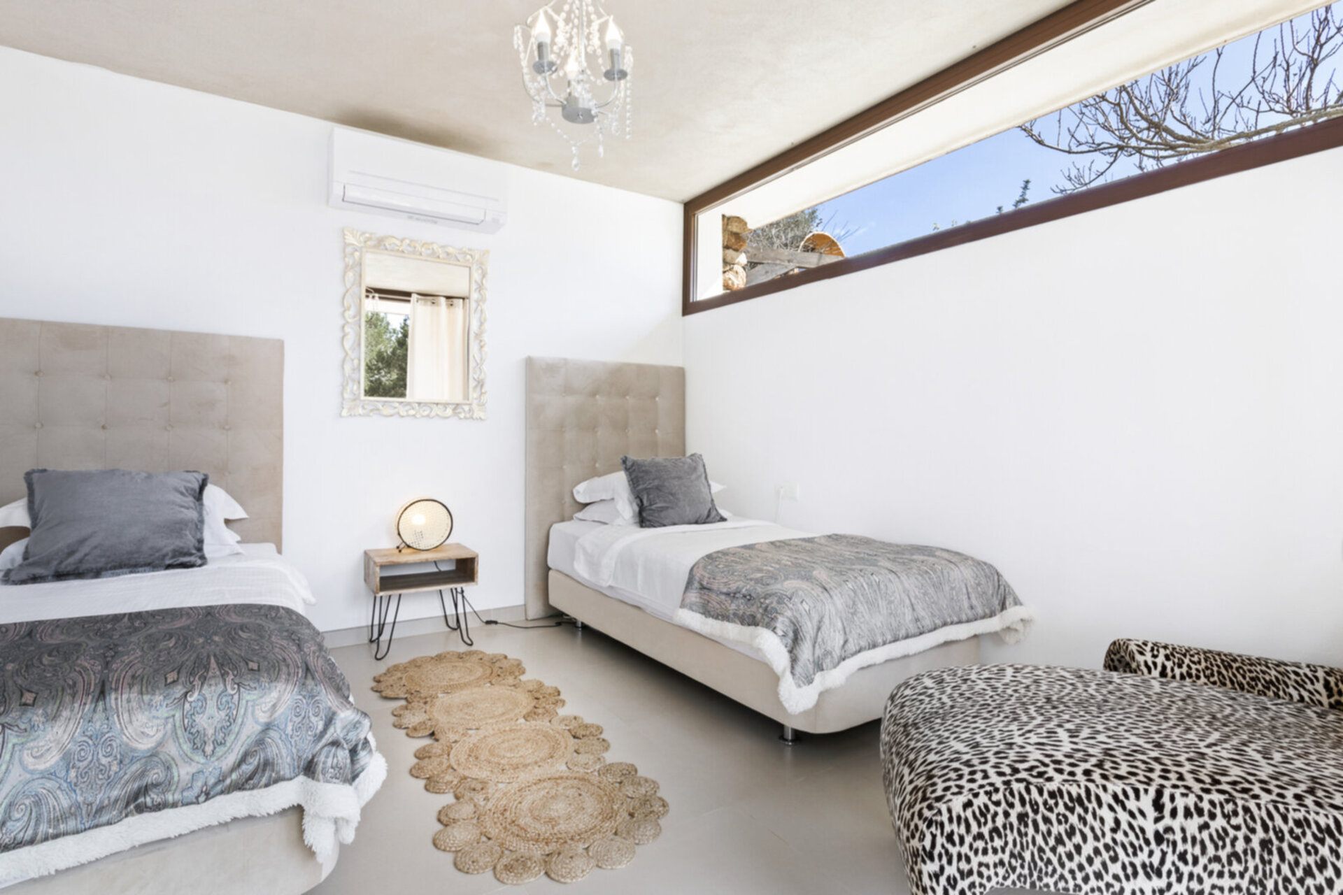 Zamansız Bir Özel Lüks Sığınak, İbiza Villa 1049
