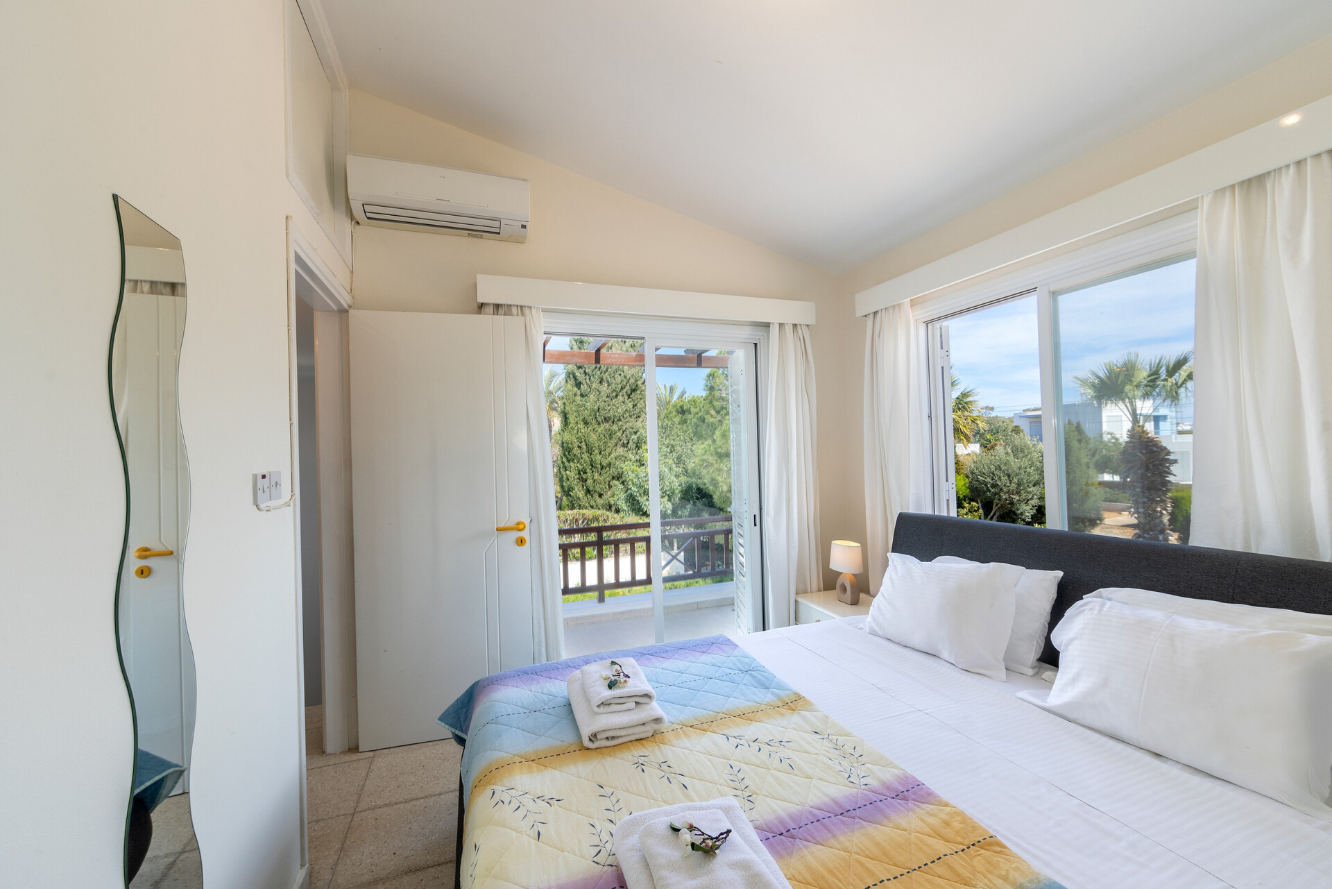 Ayia Napa Vahası'nda Muhteşem 4 Yatak Odalı Villa, 1391