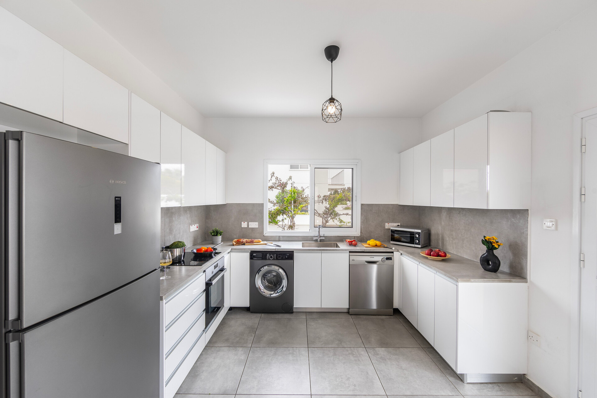 Ayia Napa'da Saklı Villa Tatili