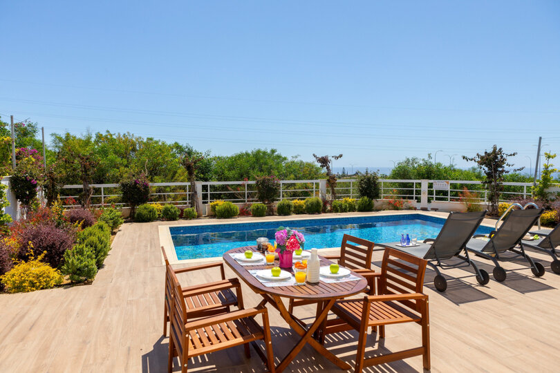 Ayia Napa'da Saklı Villa Tatili