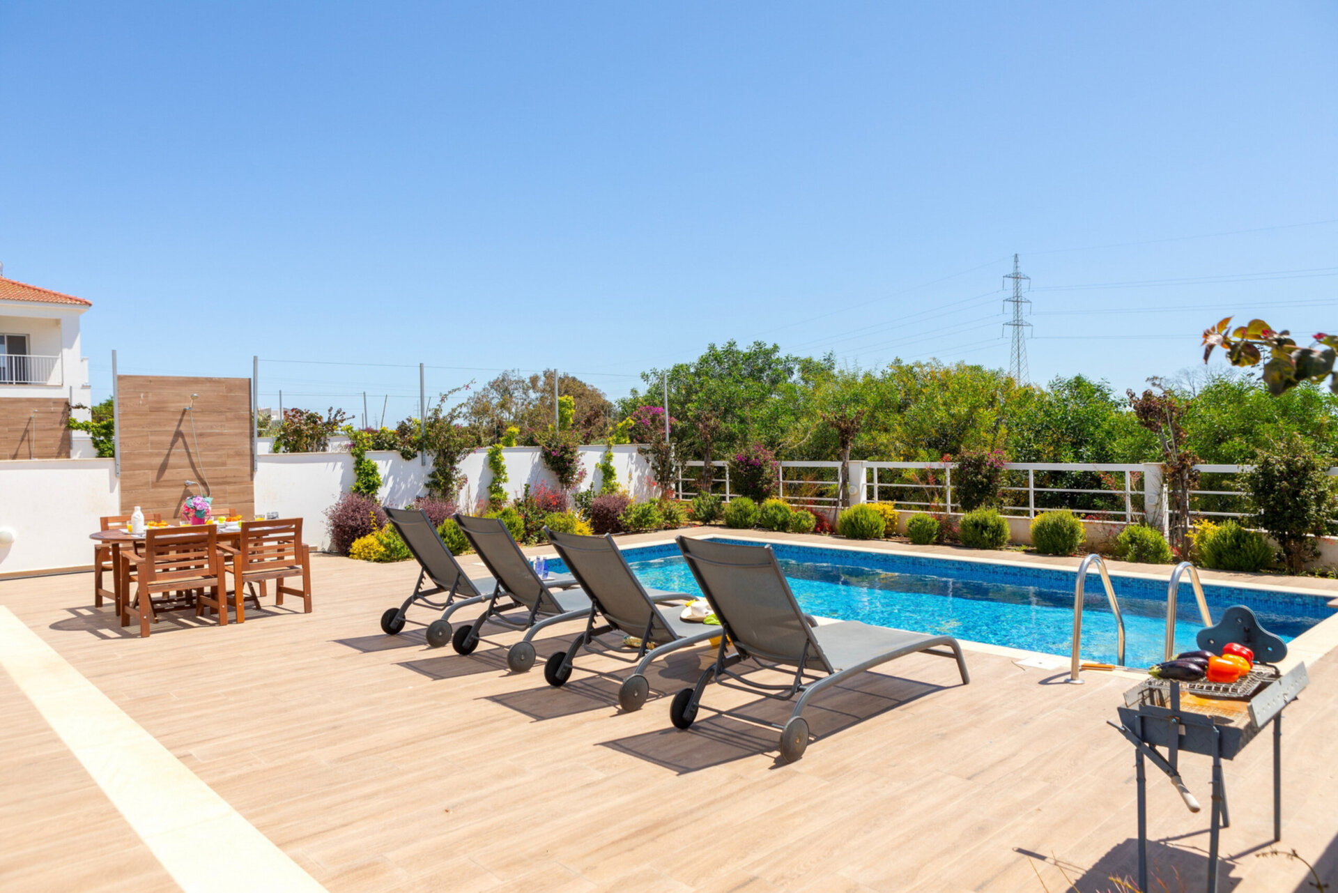 Ayia Napa'da Saklı Villa Tatili