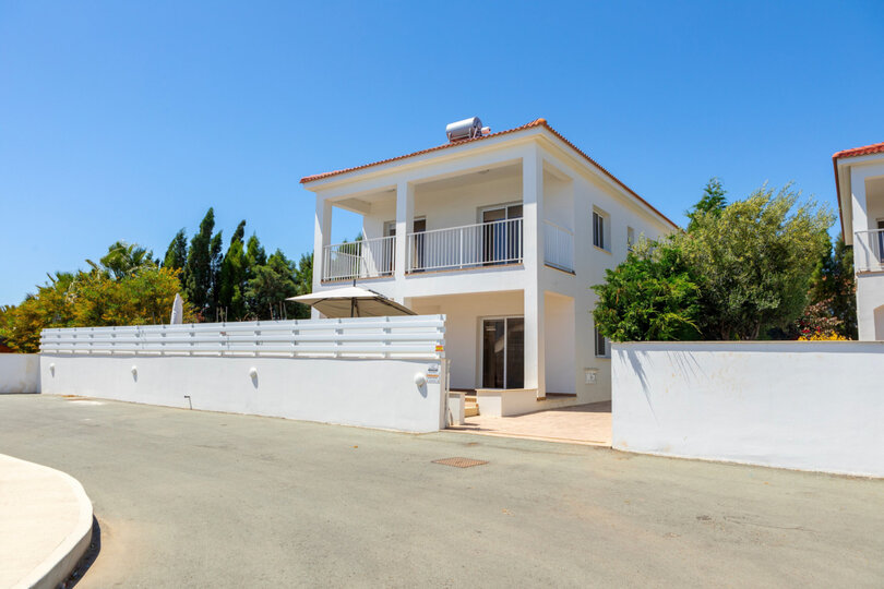 Ayia Napa Sanctuary: Güzel 4 Yatak Odalı Villa, 1393