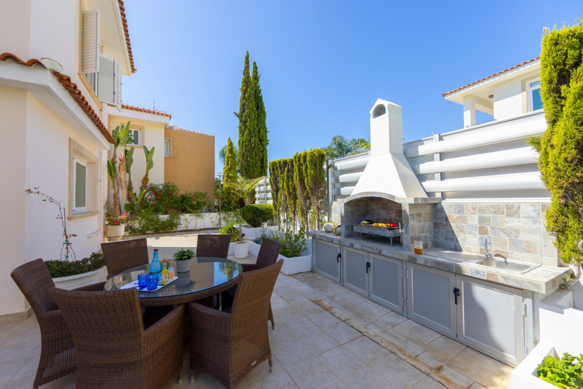 Huzurlu Bir Sığınak: Protaras'ta 3 Yatak Odalı Villa, 1721