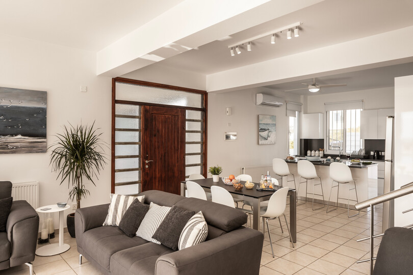 Perivolia Cenneti: Satılık 4 Yatak Odalı Villa, 1403