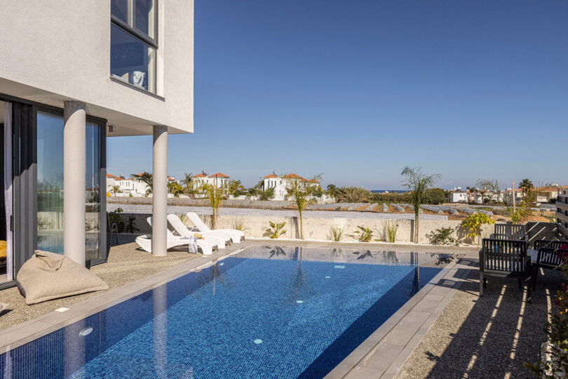 Paralimni'de 1588'den Kalma Büyüleyici Villa Tatili