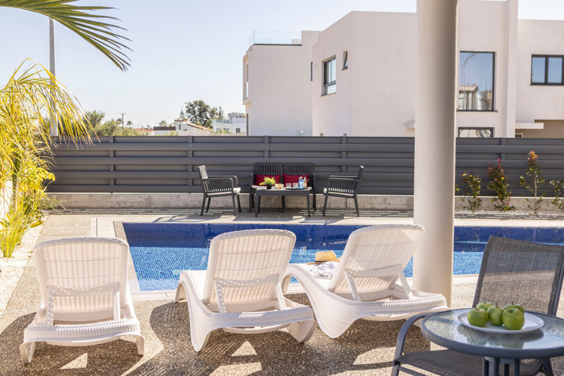 Paralimni'de 1588'den Kalma Büyüleyici Villa Tatili