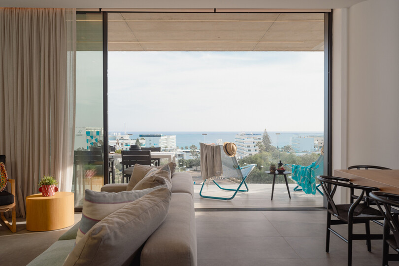 Deniz Kenarında Huzur: Protaras'ta 2 Yatak Odalı Villa, 1724