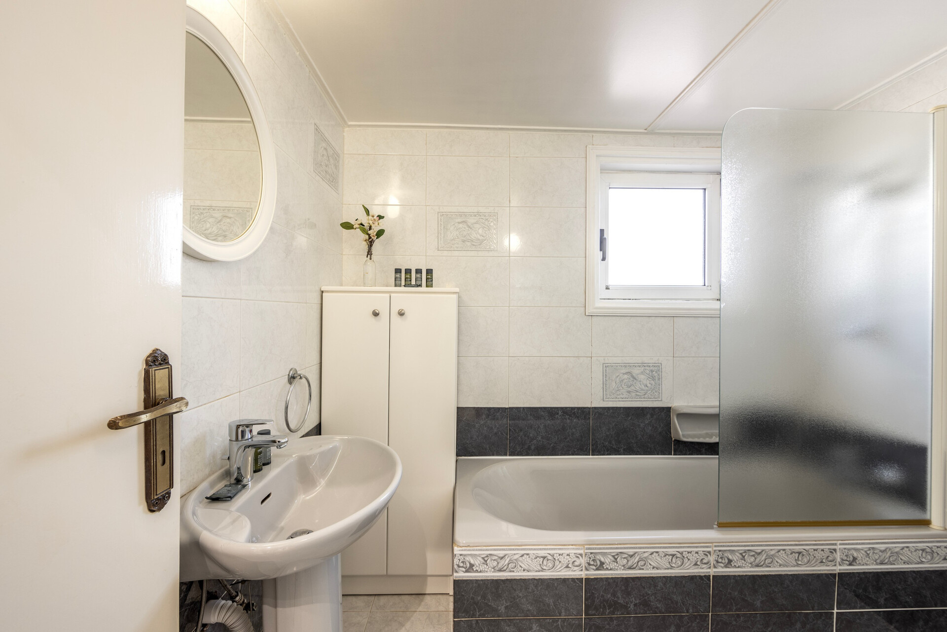 Sotira'da Havuzlu, Şirin 3 Yatak Odalı Villa, 1338