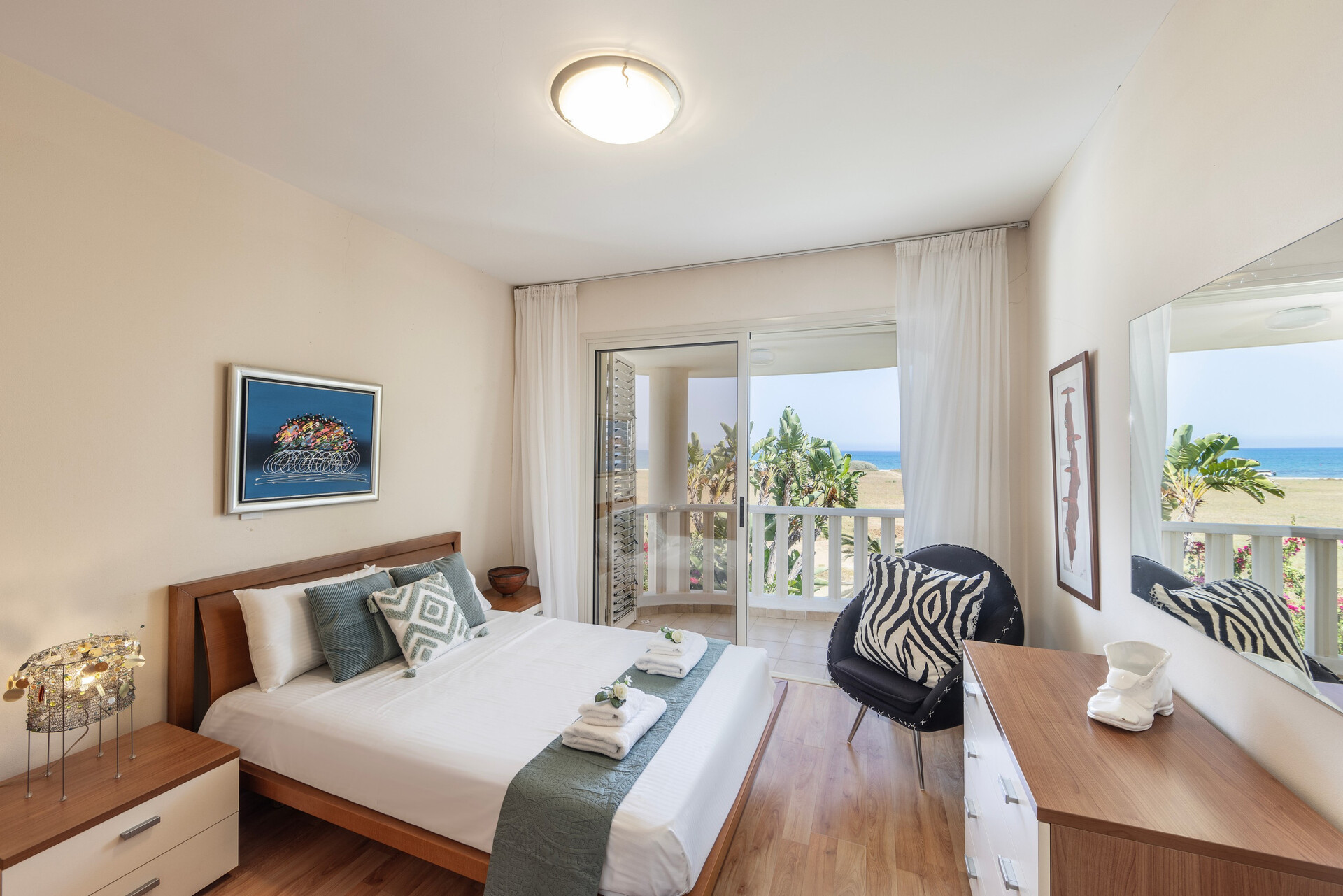 Larnaka 1000'de 3 Yatak Odalı Konforlu Villa