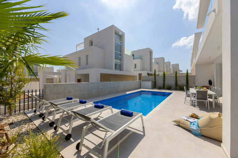 Sakin Vaha: Protaras'ta 6 Yatak Odalı Villa, 1727