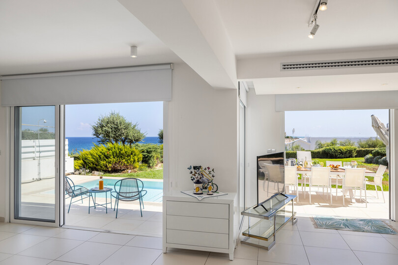Pernera 1543'te 5 Yatak Odalı Sakin Villa