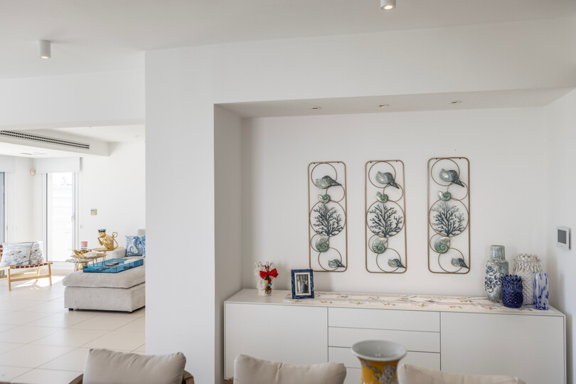 Pernera 1543'te 5 Yatak Odalı Sakin Villa