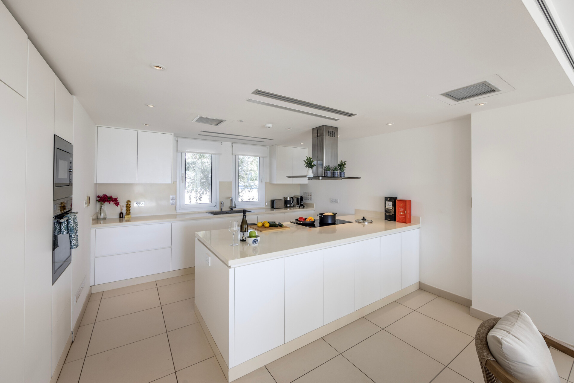 Pernera 1543'te 5 Yatak Odalı Sakin Villa