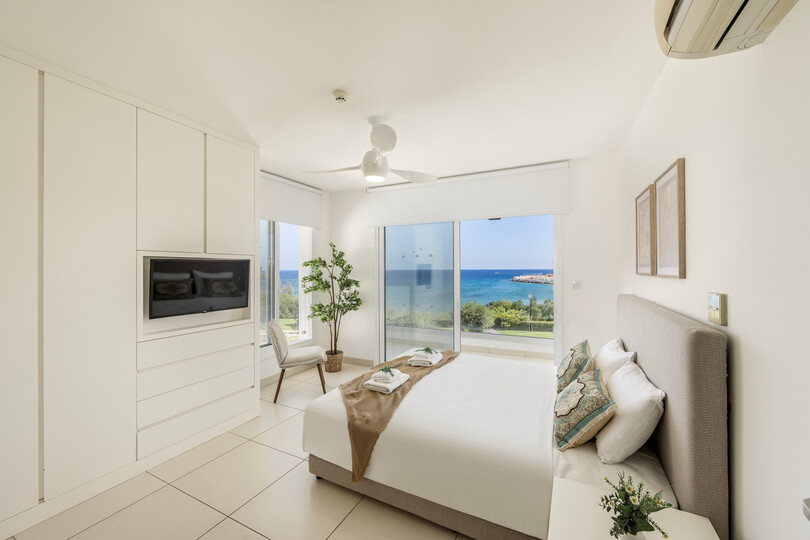 Pernera 1543'te 5 Yatak Odalı Sakin Villa