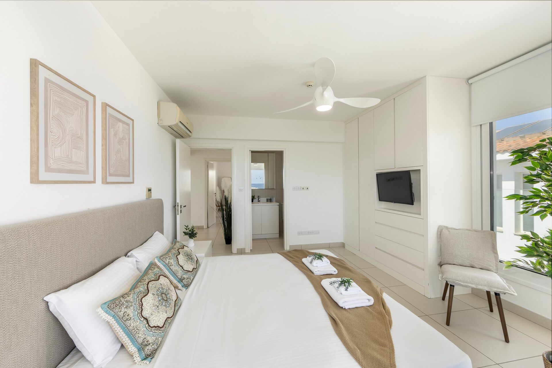 Pernera 1543'te 5 Yatak Odalı Sakin Villa