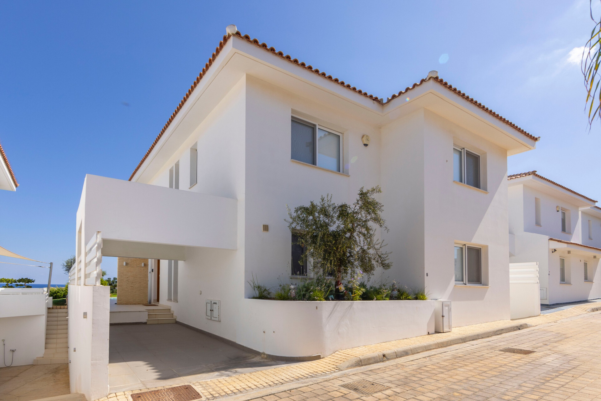 Pernera 1543'te 5 Yatak Odalı Sakin Villa