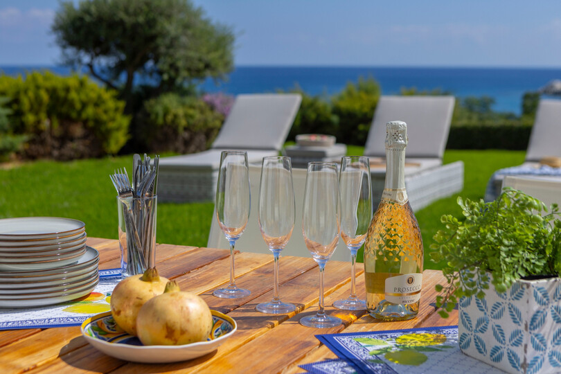 Pernera 1543'te 5 Yatak Odalı Sakin Villa