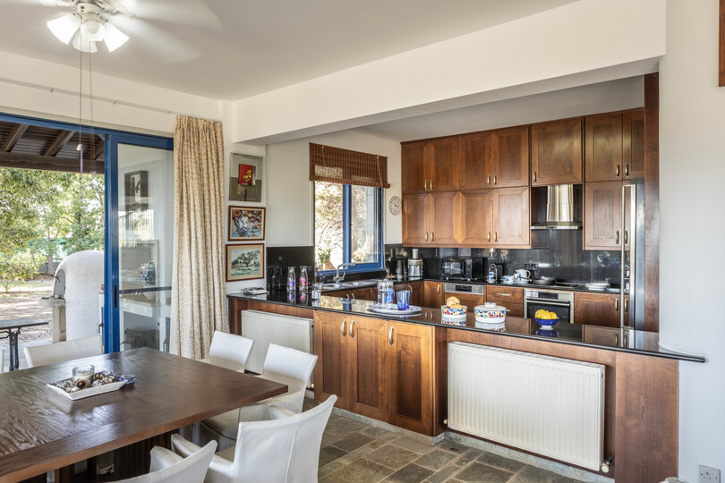 Ayia Napa'da Modern 4 Yatak Odalı Villa Vahası, 1396
