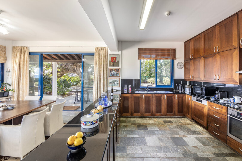 Ayia Napa'da Modern 4 Yatak Odalı Villa Vahası, 1396