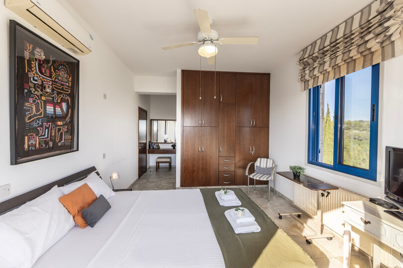 Ayia Napa'da Modern 4 Yatak Odalı Villa Vahası, 1396