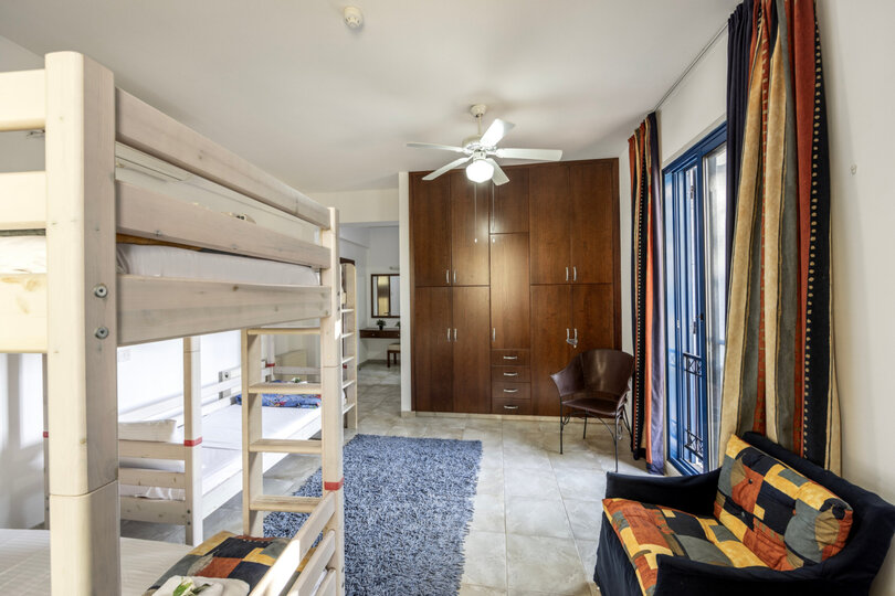 Ayia Napa'da Modern 4 Yatak Odalı Villa Vahası, 1396