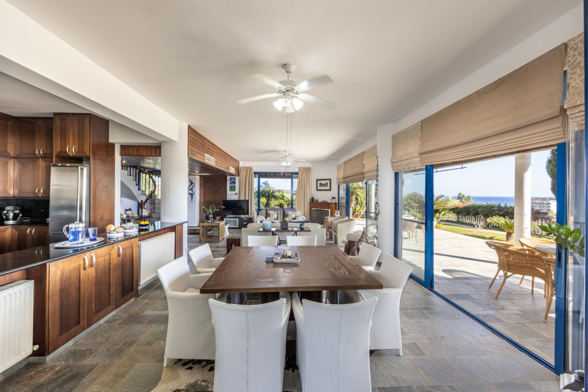 Ayia Napa'da Modern 4 Yatak Odalı Villa Vahası, 1396