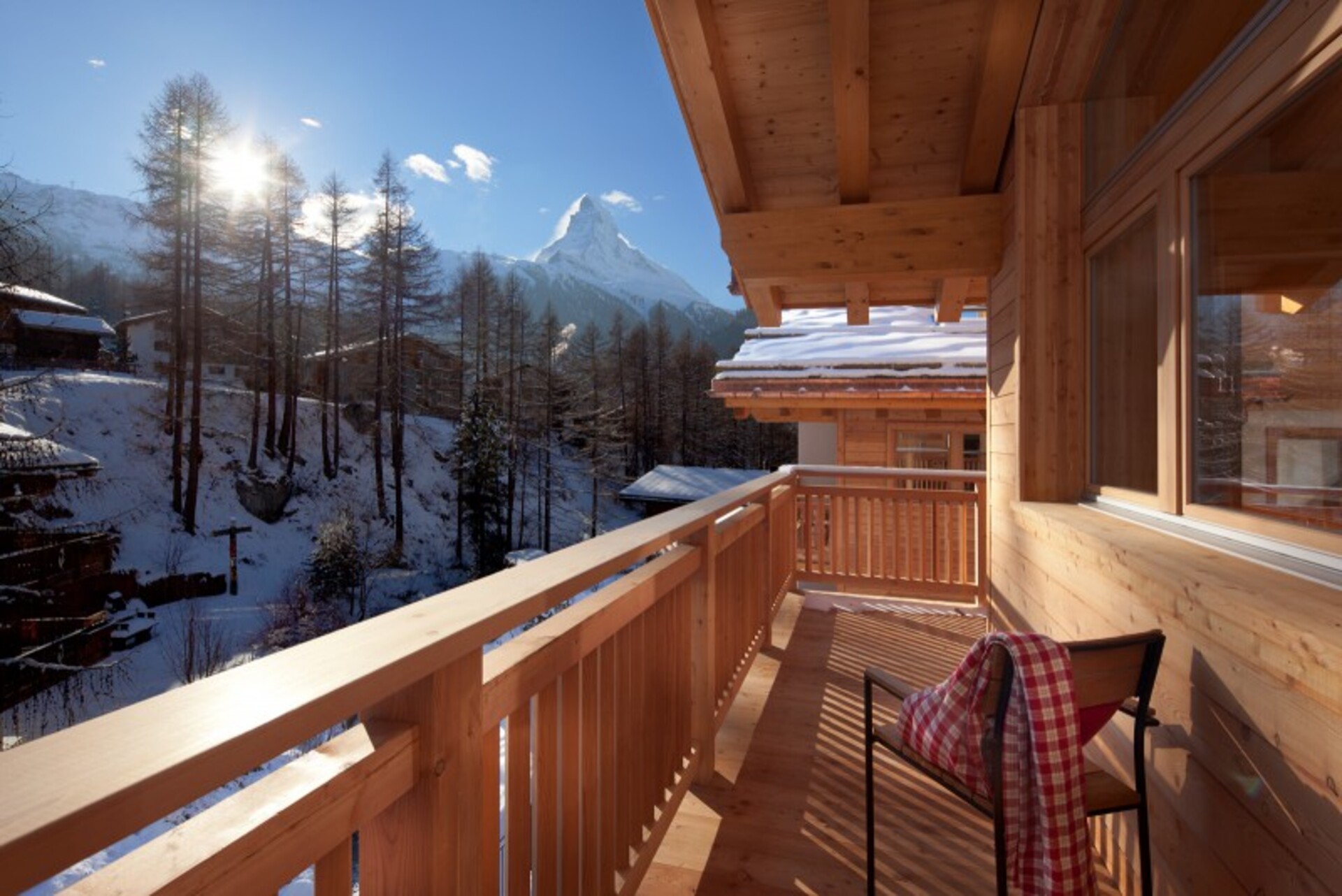 Matterhorn'un Gözlerini Üzere Çekiyor, Lüks 1000'i Kucaklıyor