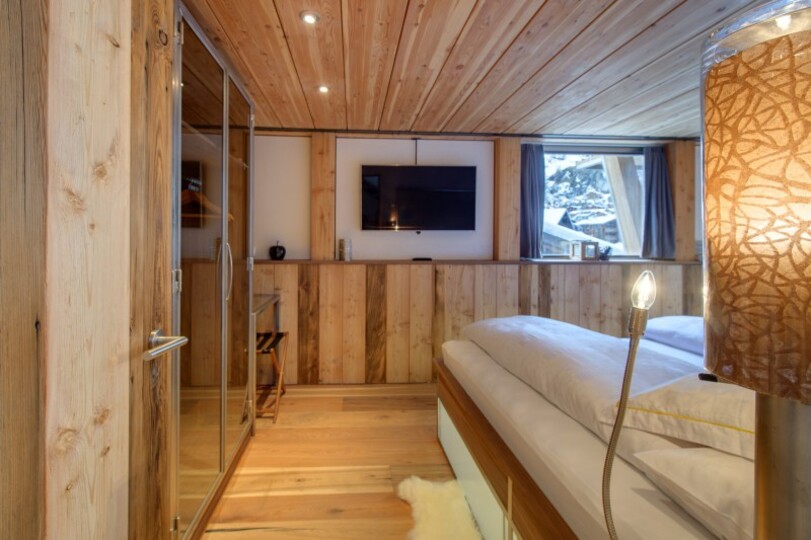 Matterhorn manzaralı, seçkin bir konaklama yeri olan Valais Chalet 1012