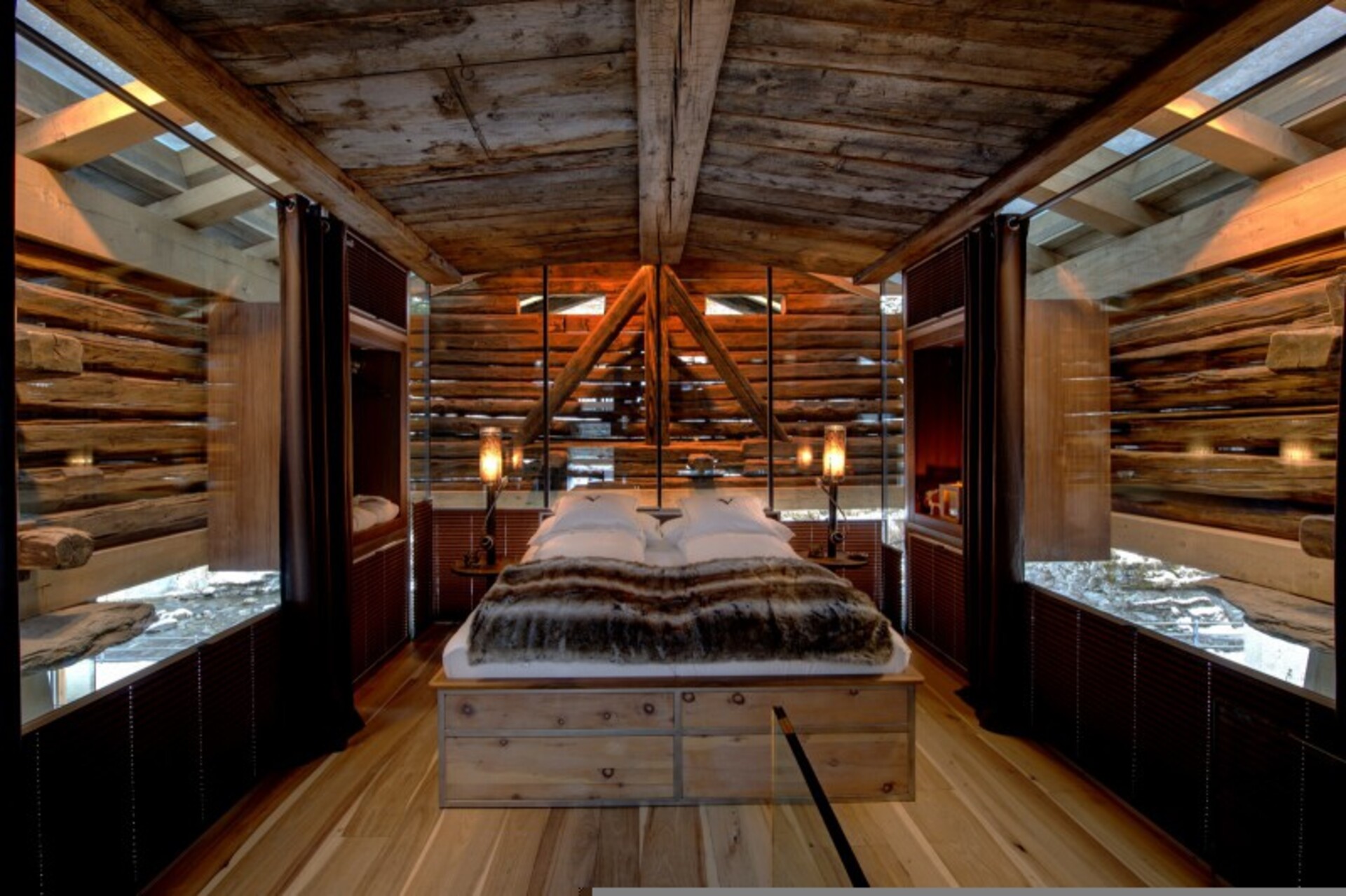 Matterhorn'un Eteğinde Görkemli Bir Çatı Katı, Valais Chalet 1204