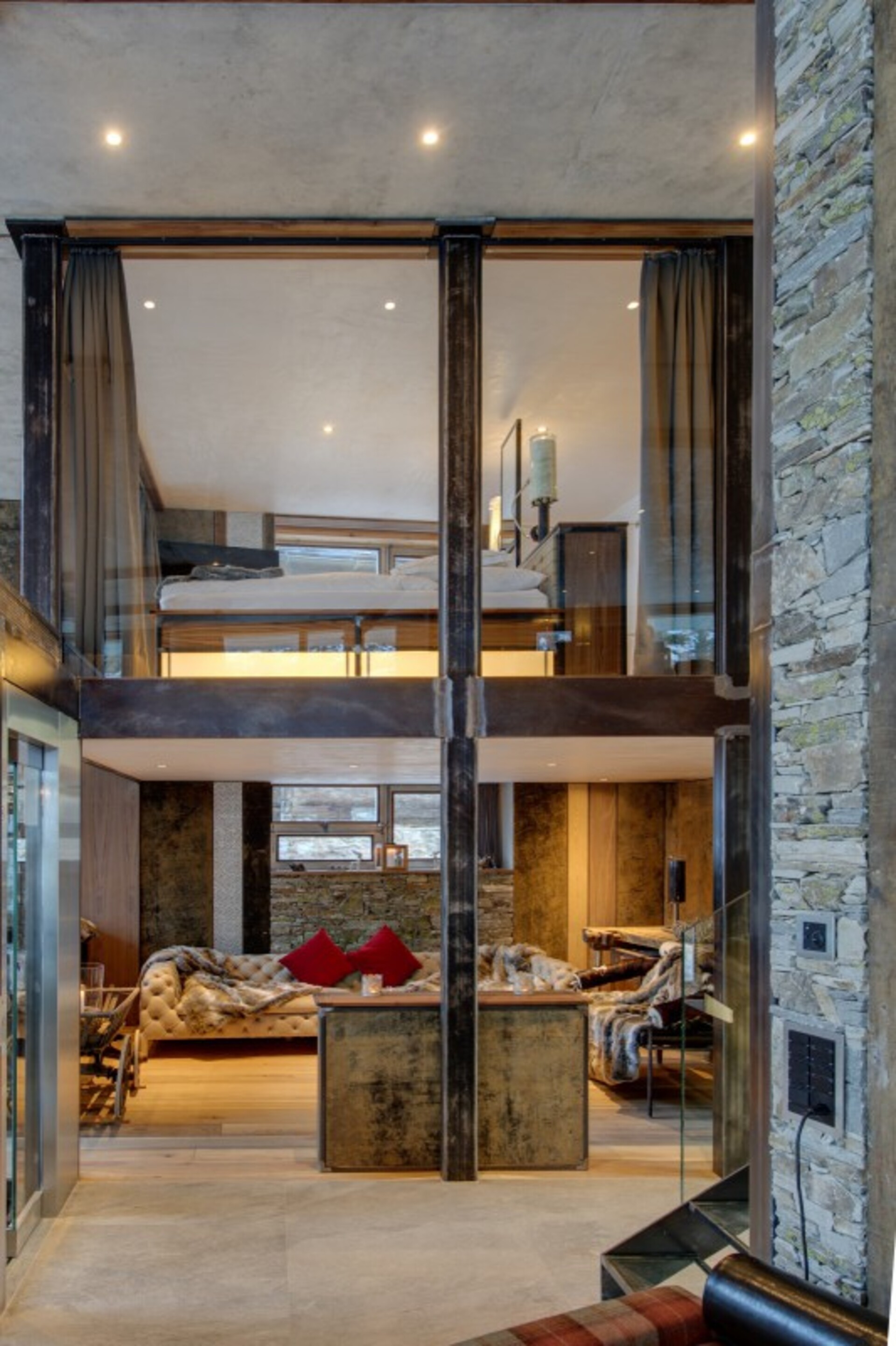 Matterhorn'un Eteğinde Görkemli Bir Çatı Katı, Valais Chalet 1204