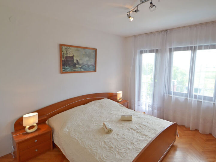 Biograd na Moru Yakınında Özel Havuzlu ve Teraslı Geniş İki Katlı Dinlenme Yeri - Villa 1001