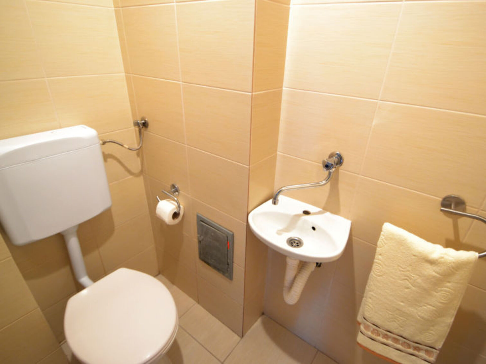 Biograd na Moru Yakınında Özel Havuzlu ve Teraslı Geniş İki Katlı Dinlenme Yeri - Villa 1001