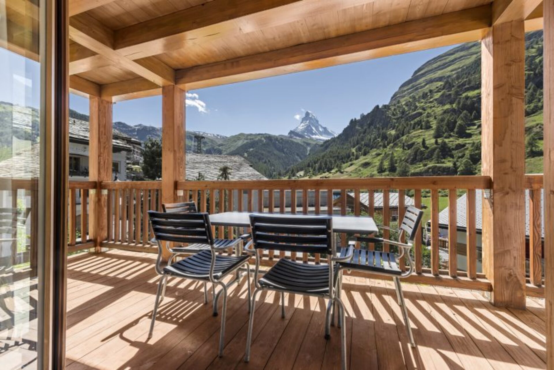 Matterhorn Manzaralı Huzurlu Bir Alp Kaçamağı 1017