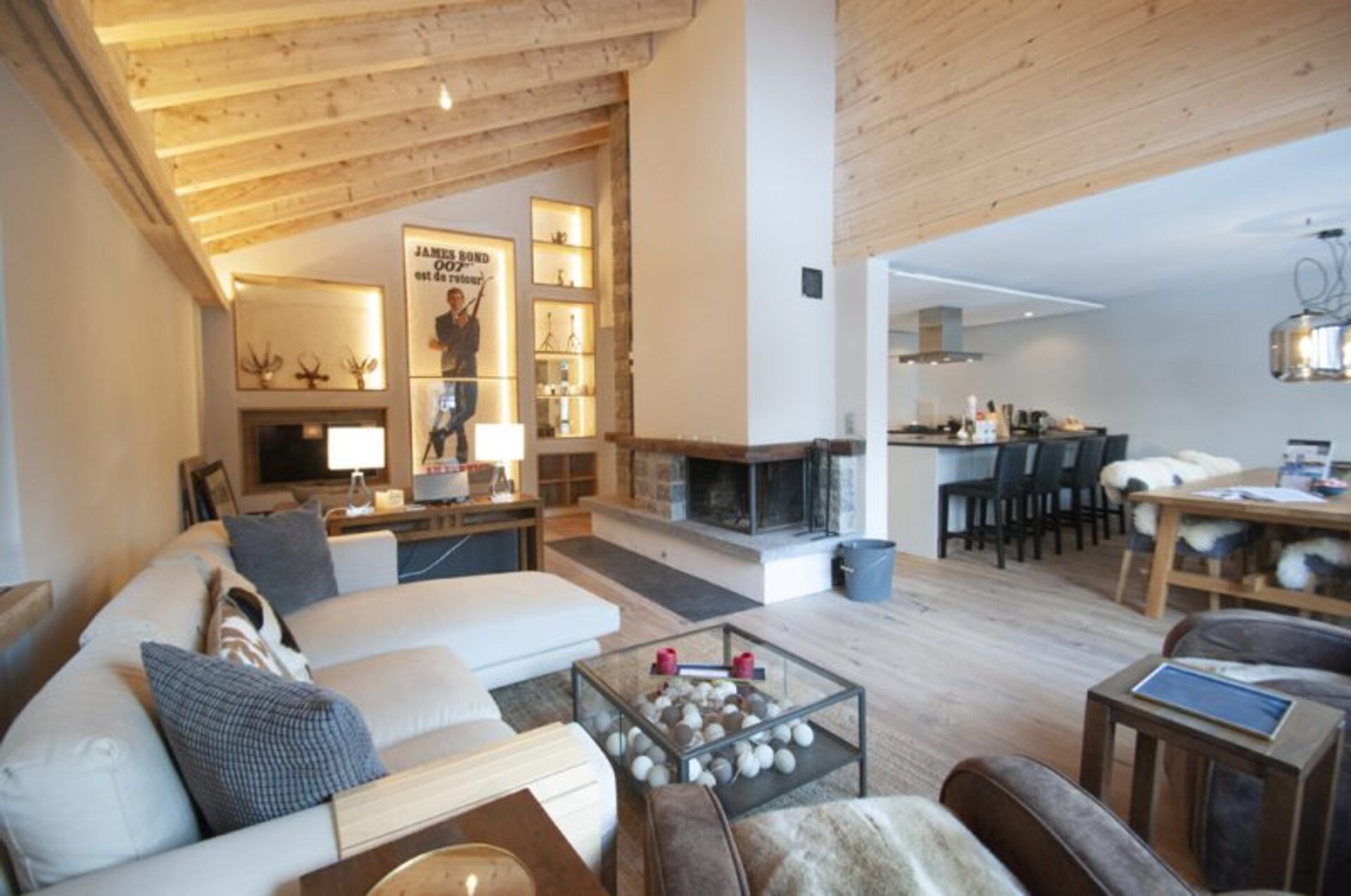 Valais Dağ Evi 1022, Matterhorn Manzaralı Alp Şıklığı