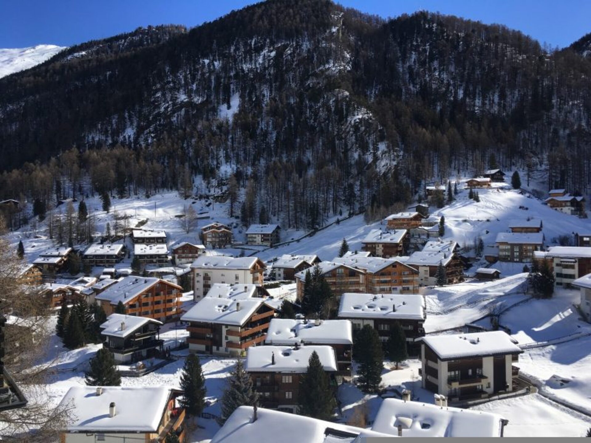Valais Dağ Evi 1022, Matterhorn Manzaralı Alp Şıklığı