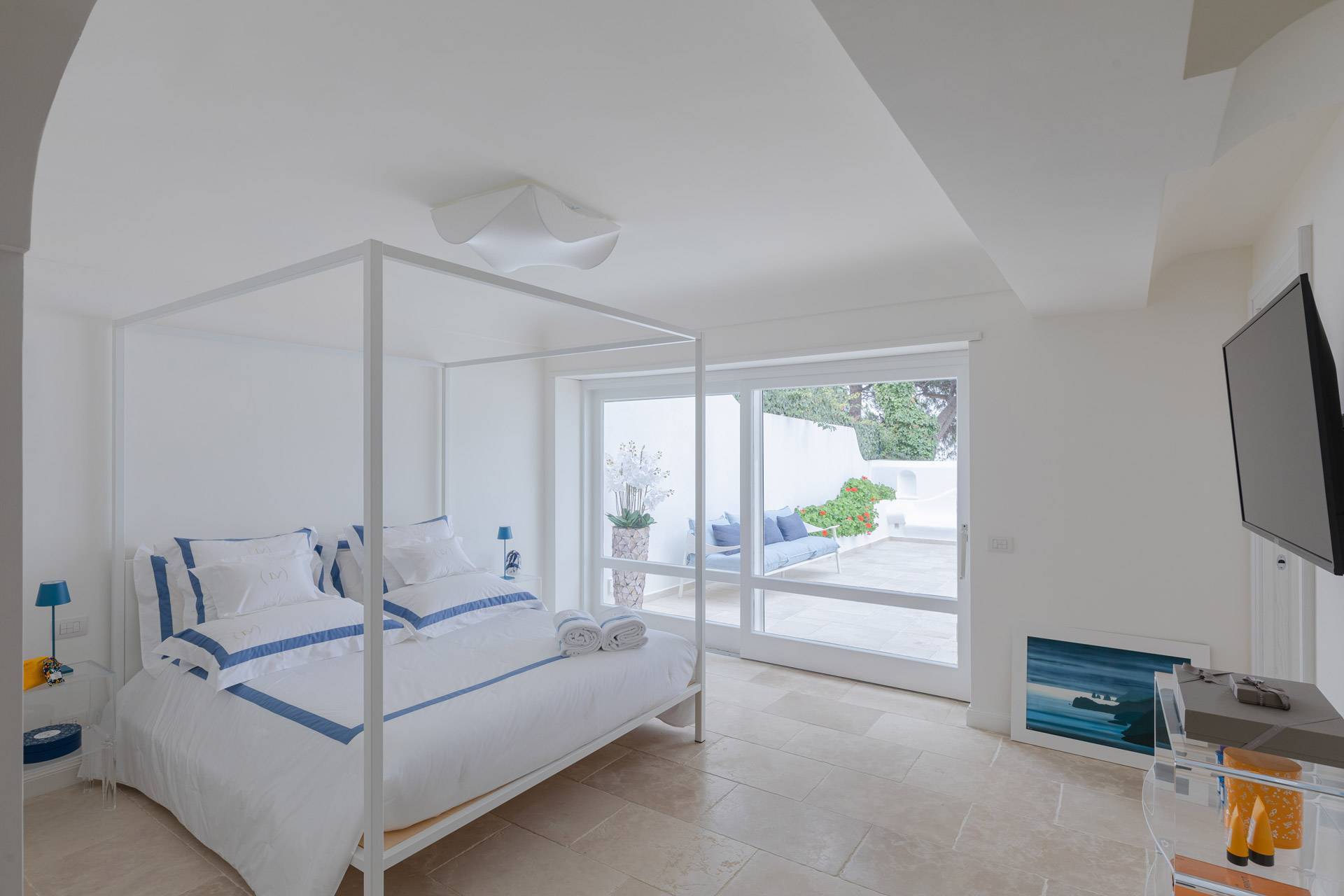 Capri'nin Saf Lüksüne Kaçış – Capri Villa 1006