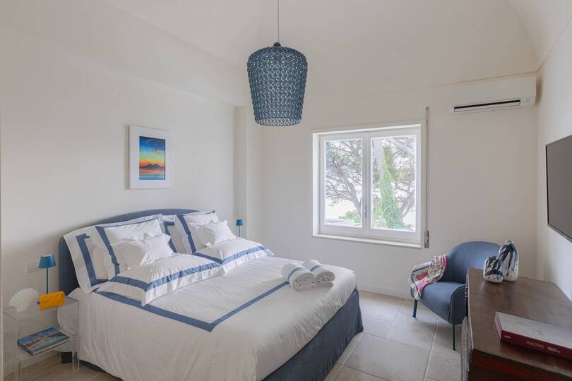 Capri'nin Saf Lüksüne Kaçış – Capri Villa 1006