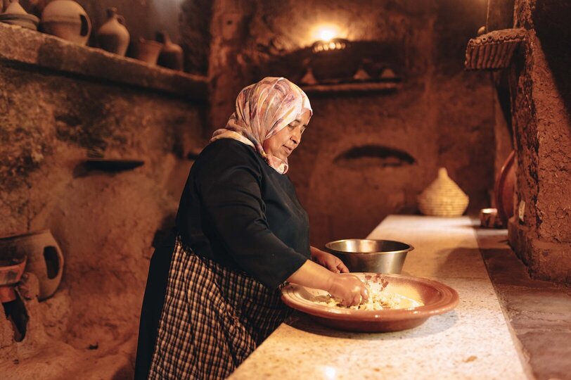 Atlas Dağları'nın Fısıltıları: Fas'ta Gizli Bir Sığınak 1026
