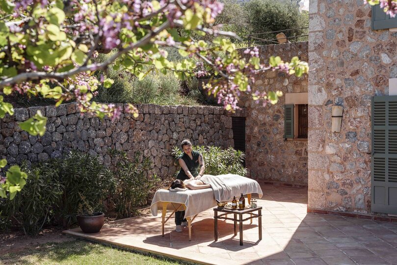 Mediterranean Escape Villa 1032