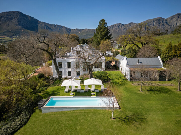 Cabernet Room with Private Terrace and Valley Vistas 1039