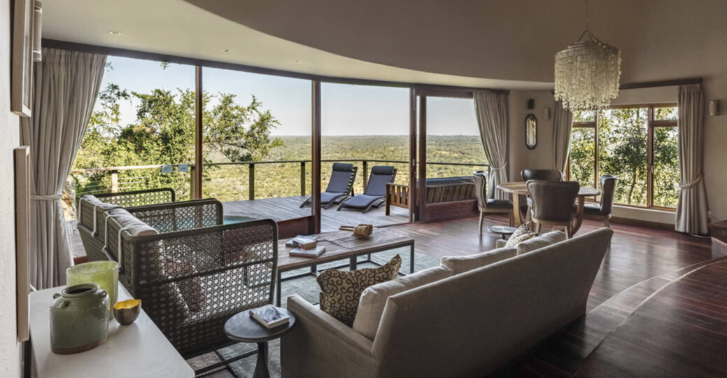 Light-Filled Luxury with Private Plunge Pool 1053
