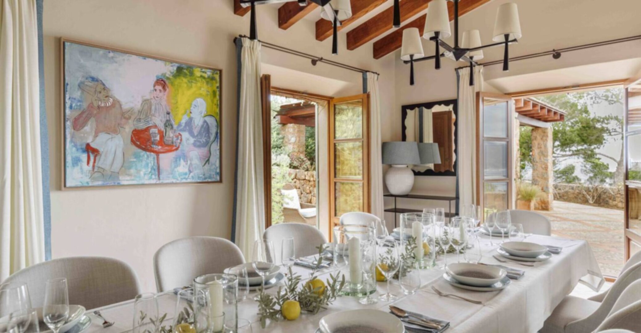 Eagle’s Point Luxury Villa with Mediterranean Views 1060
