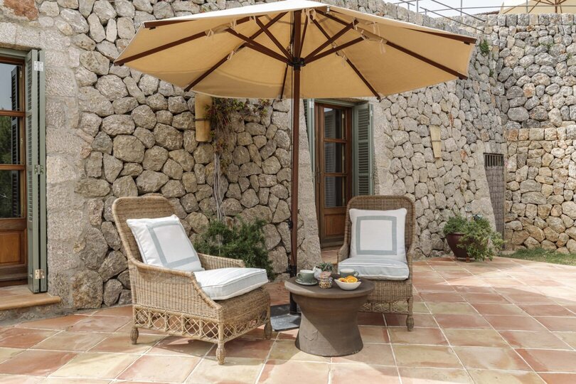 Eagle’s Point Luxury Villa with Mediterranean Views 1060