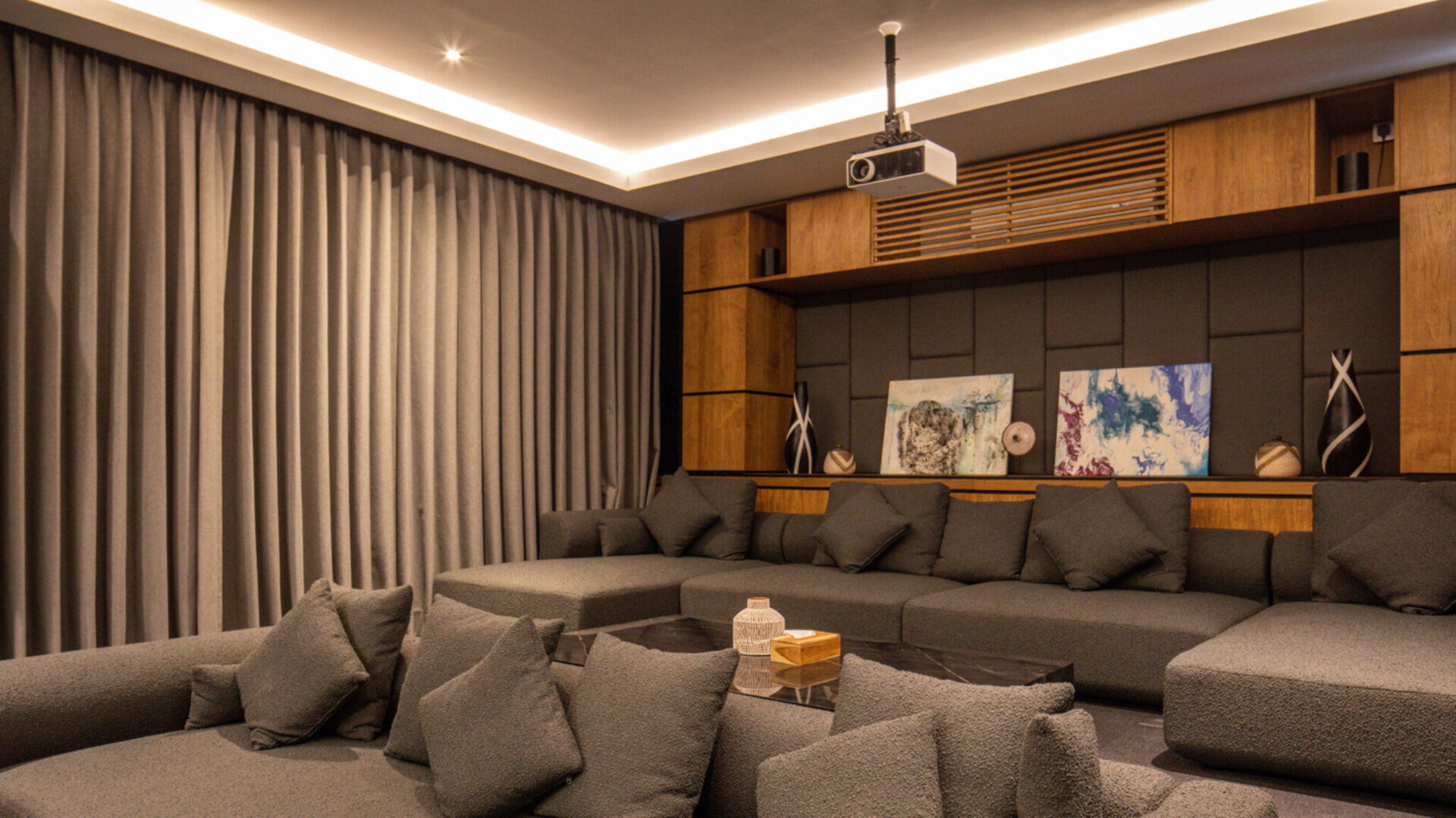 Fully equipped cinema room